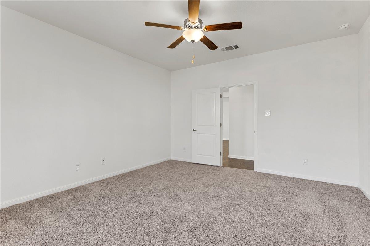 133 Green Knoll Ln, Georgetown, TX 78628