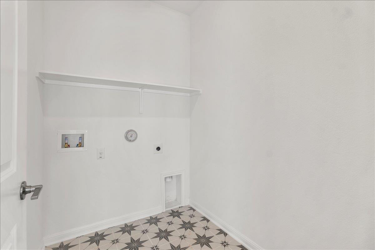 133 Green Knoll Ln, Georgetown, TX 78628