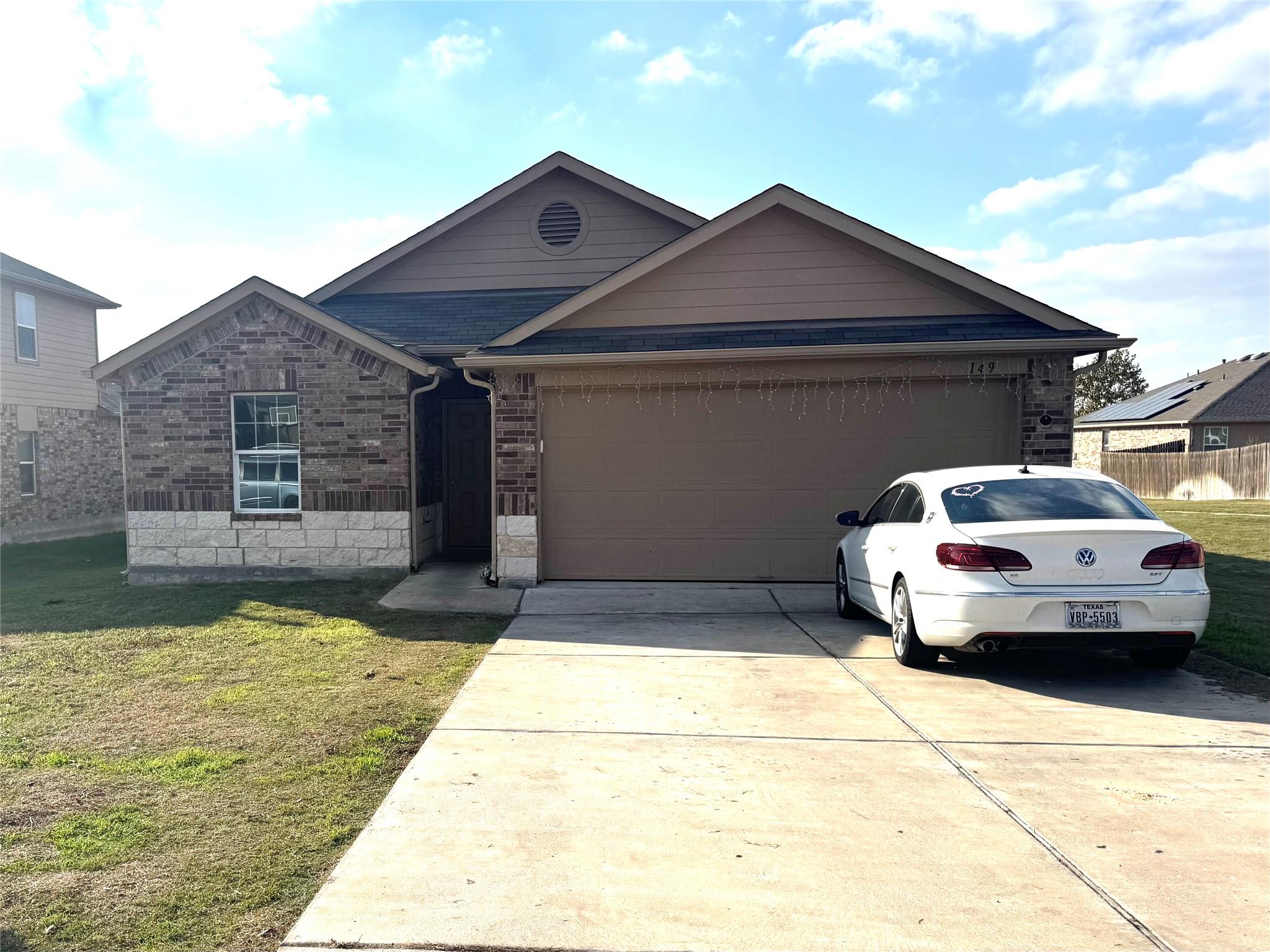 149 Dusky Thrush Dr, Kyle, TX 78640