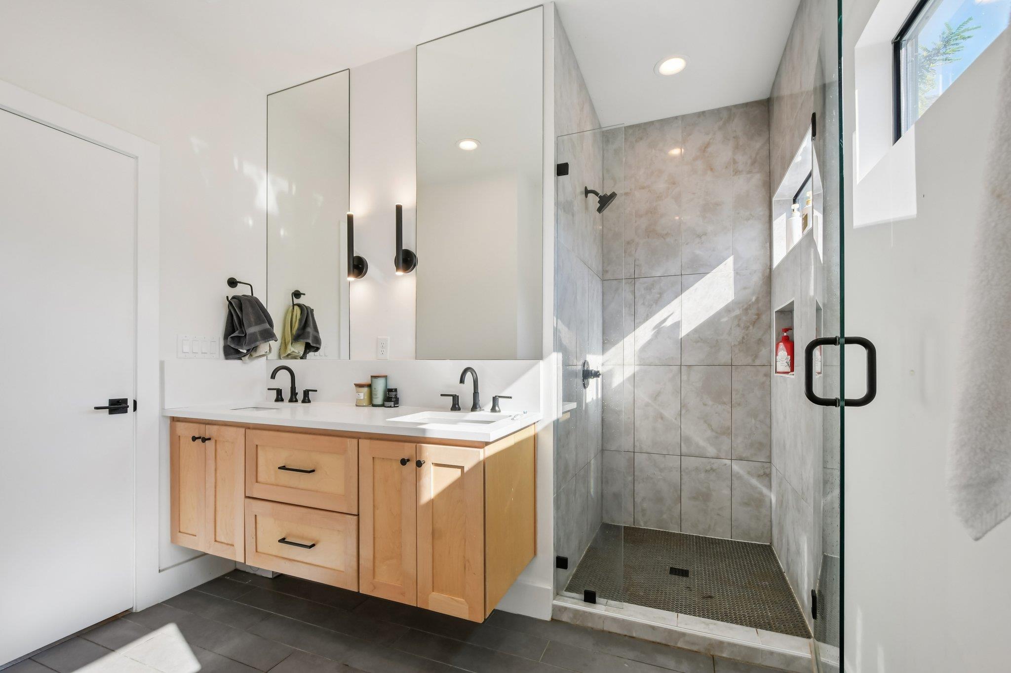 2916 E 13th St # 2, Austin, TX 78702