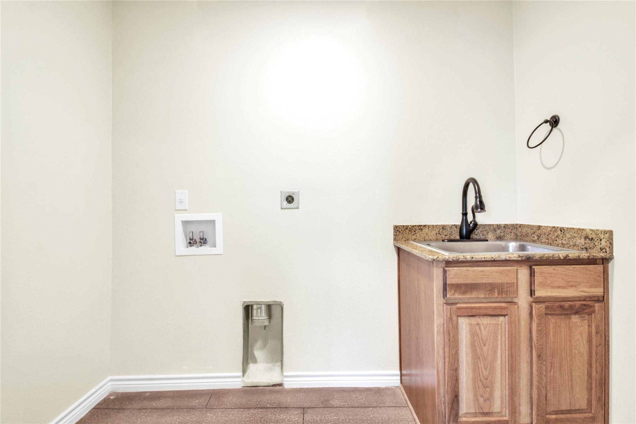 109 Calvin Smith Ln # A, Jarrell, TX 76537