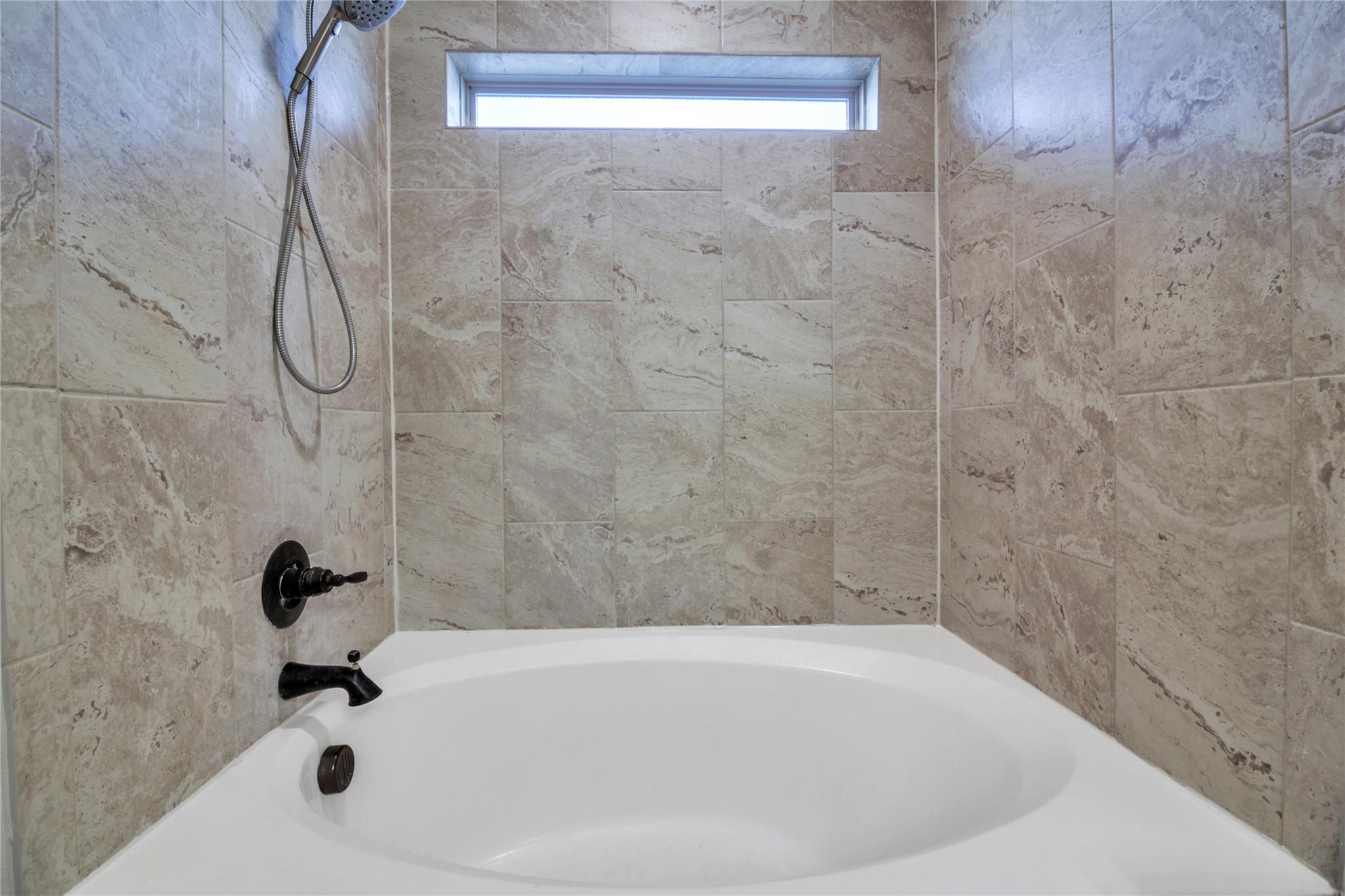 109 Calvin Smith Ln # A, Jarrell, TX 76537