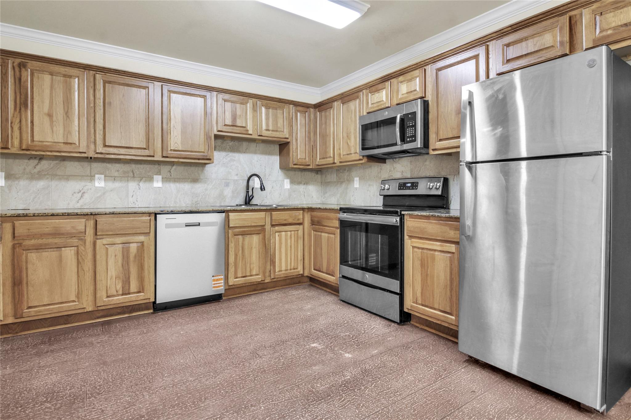 109 Calvin Smith Ln # A, Jarrell, TX 76537