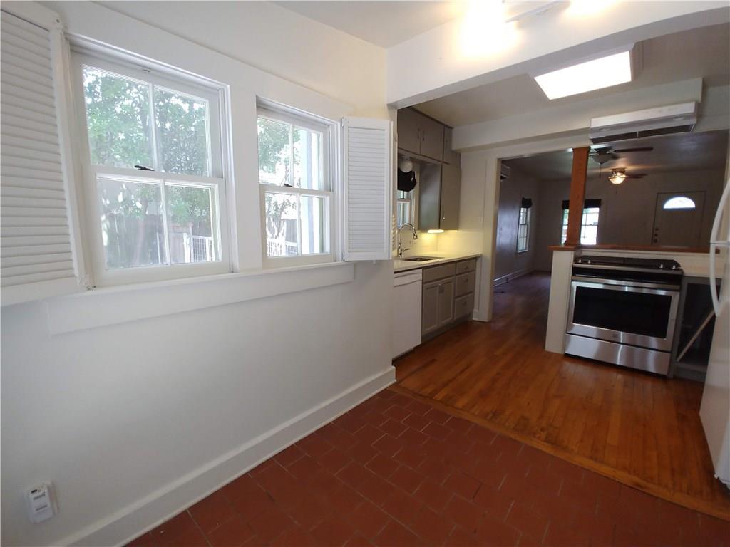 711 W Johanna St, Austin, TX 78704