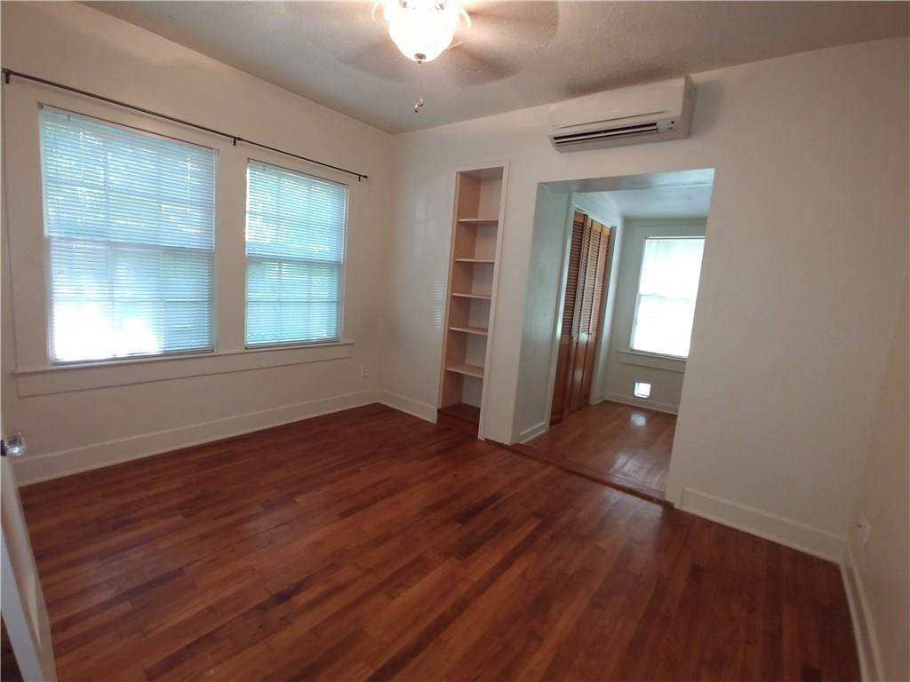 711 W Johanna St, Austin, TX 78704