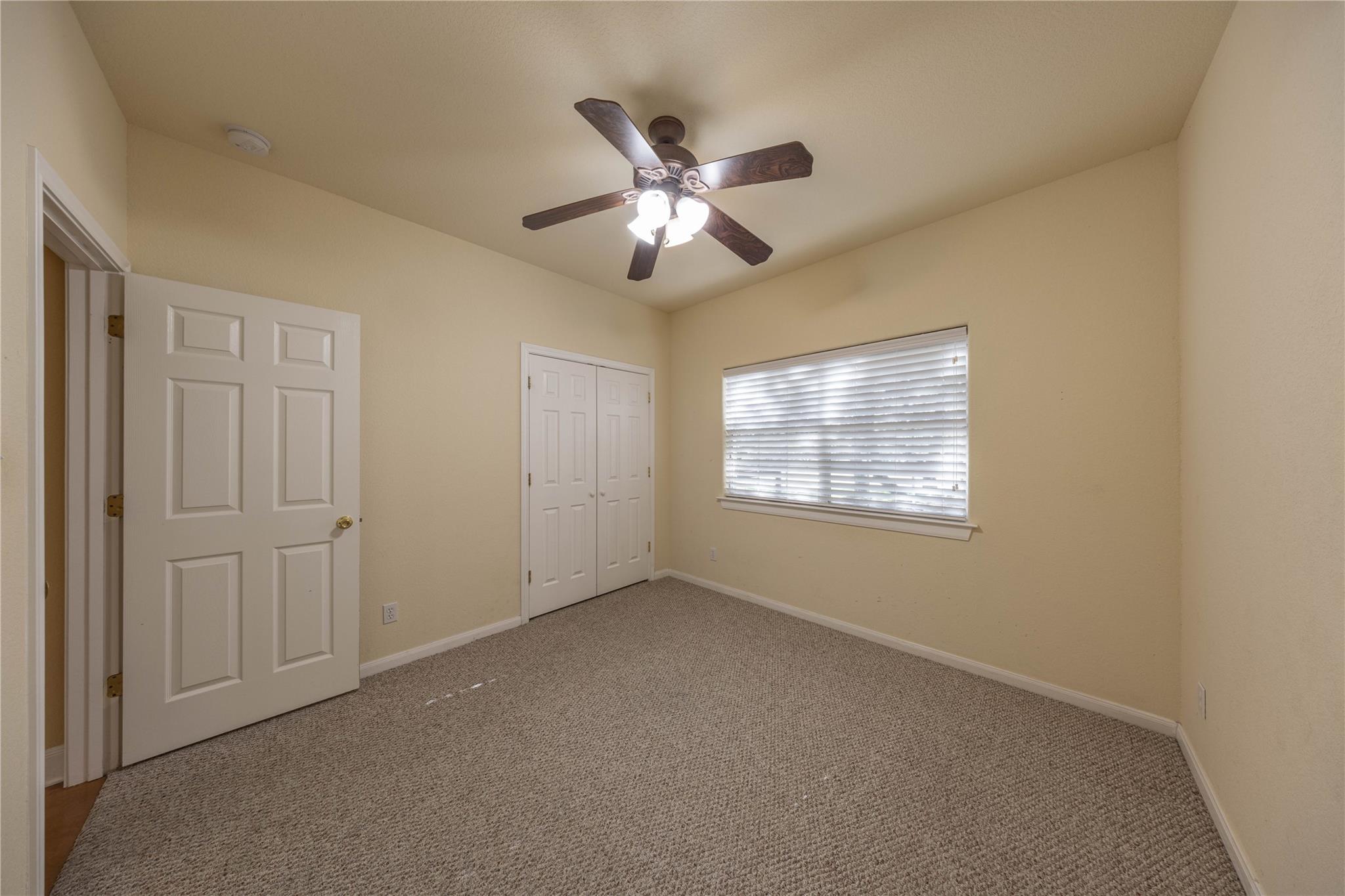 6 Pebblebrook Ln, Wimberley, TX 78676