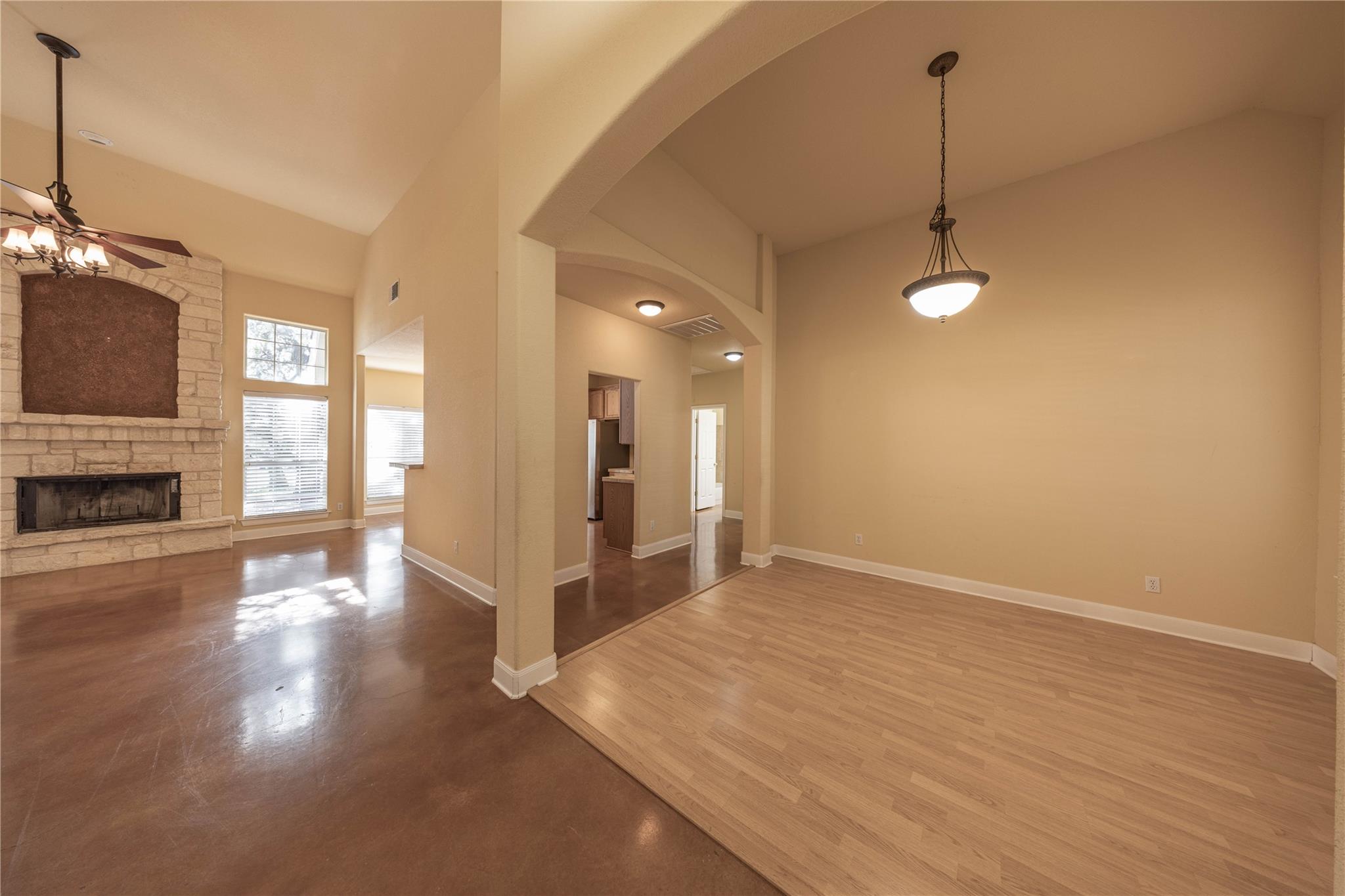 6 Pebblebrook Ln, Wimberley, TX 78676