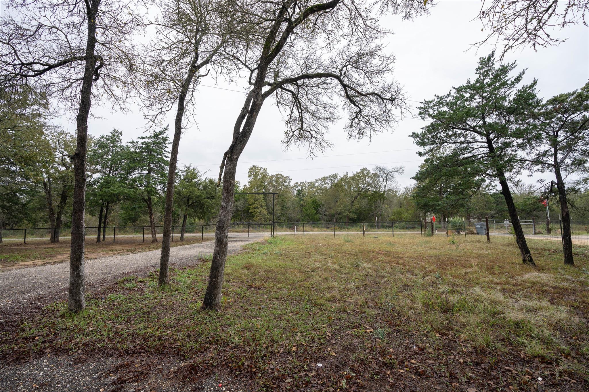 362 Saint Johns Rd, Dale, TX 78616