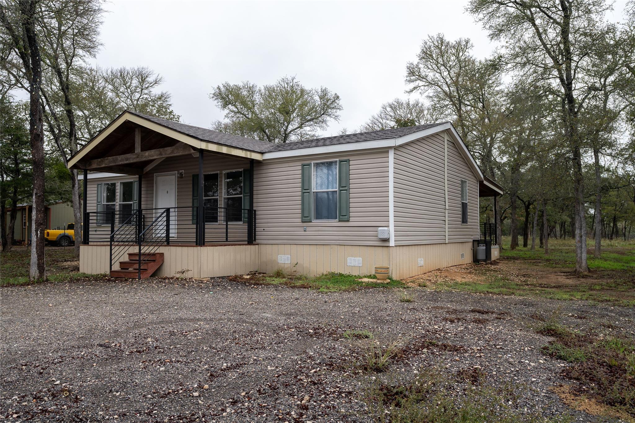 362 Saint Johns Rd, Dale, TX 78616
