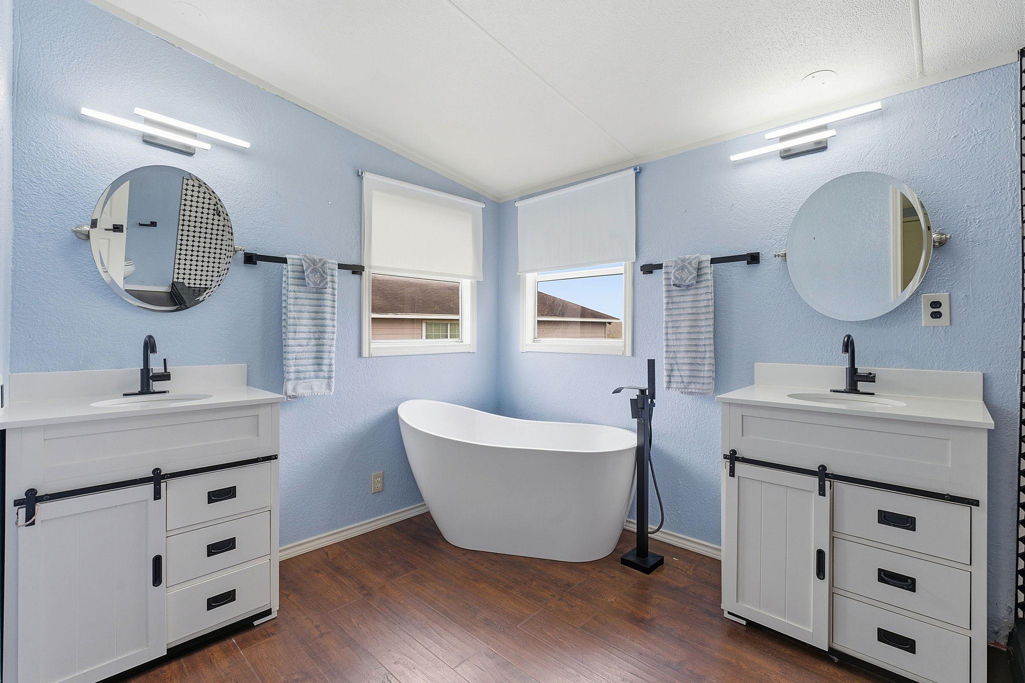 344 Coronado Ln, Kyle, TX 78640