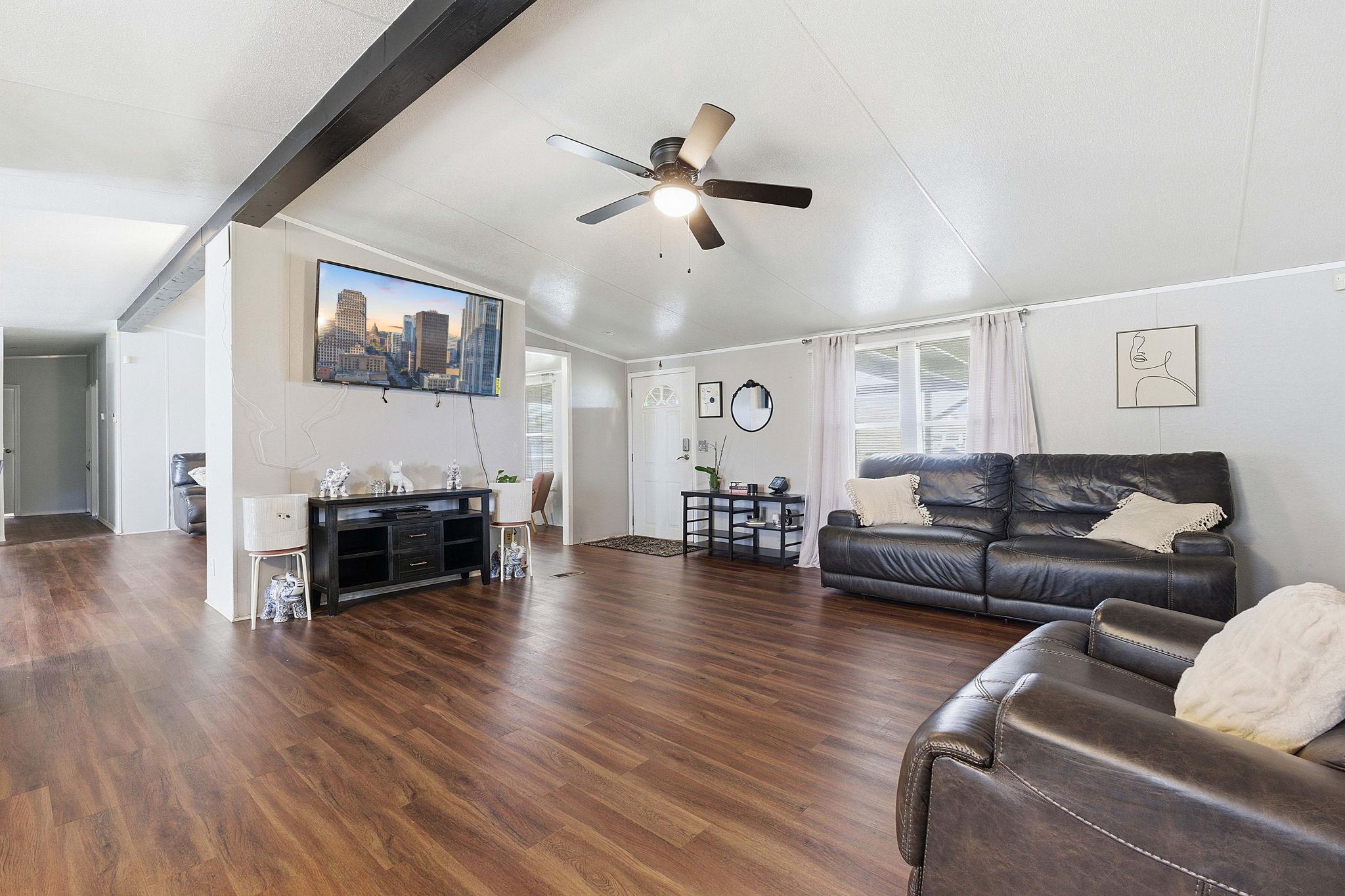 344 Coronado Ln, Kyle, TX 78640