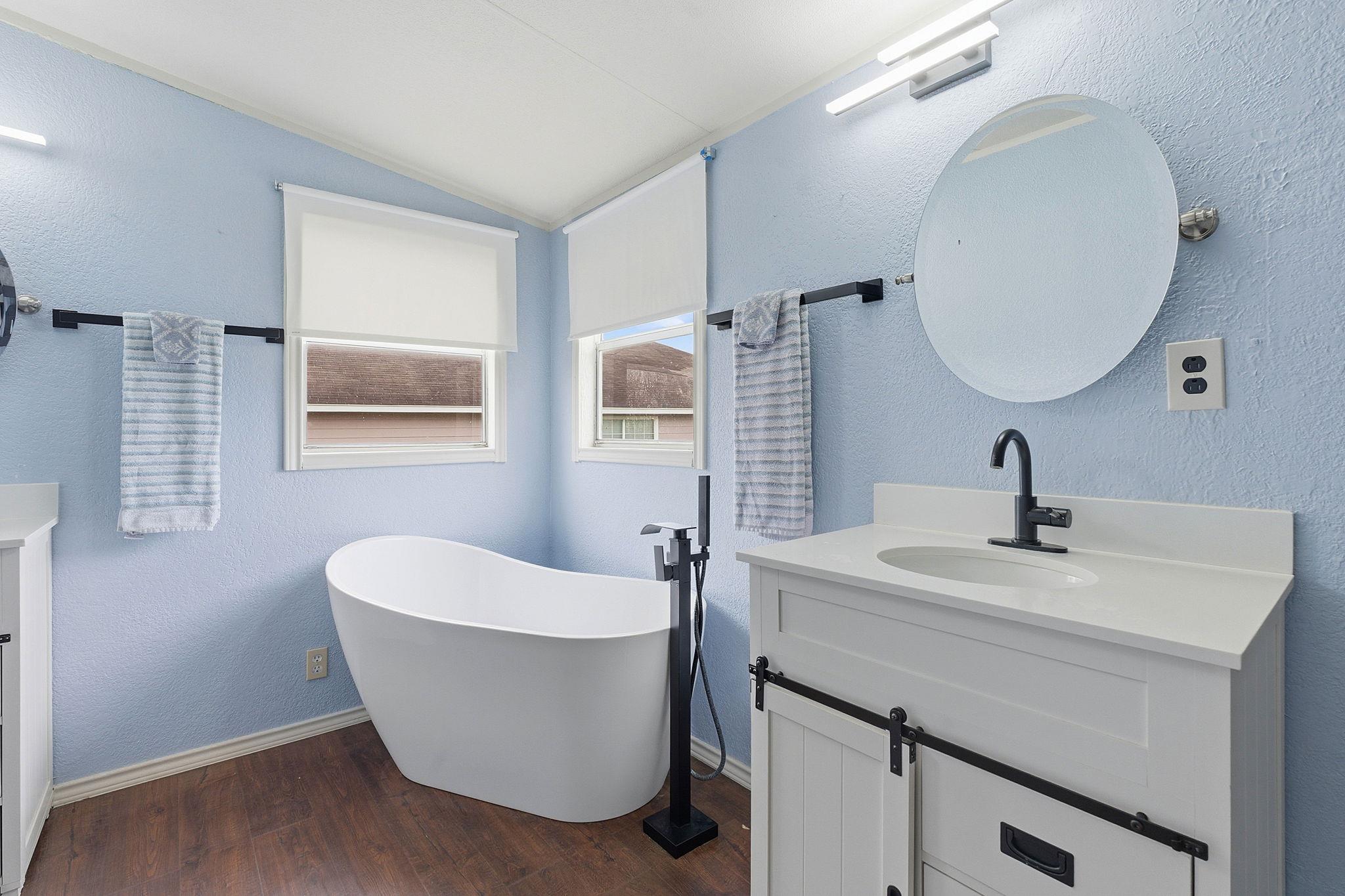 344 Coronado Ln, Kyle, TX 78640