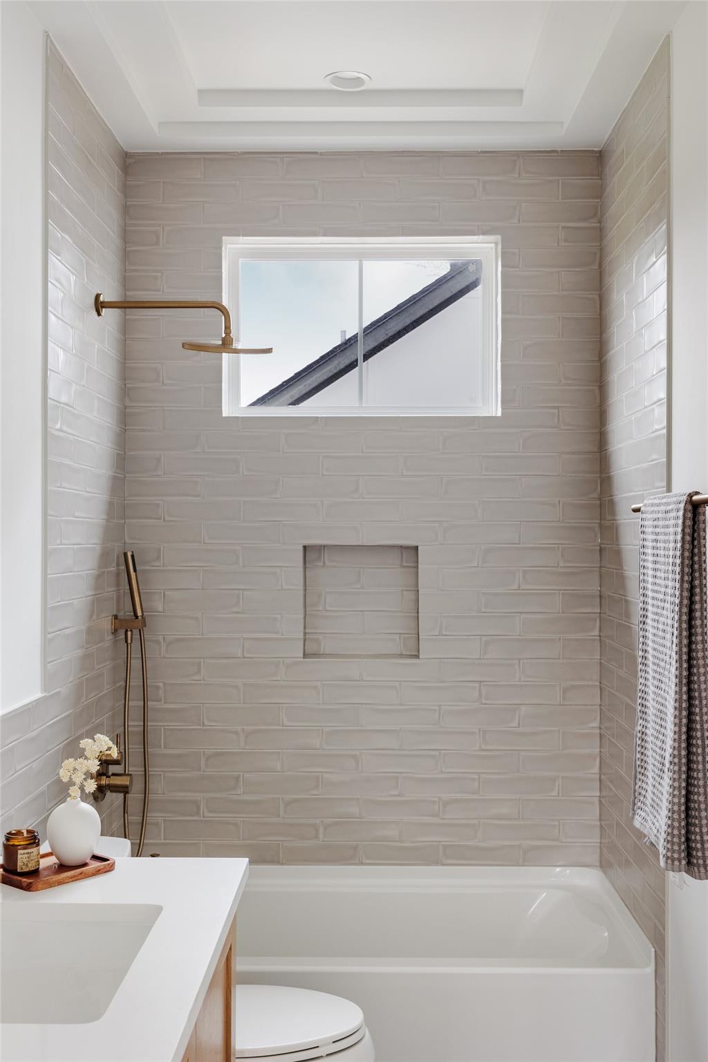 1180 Ridgeway Dr # 2, Austin, TX 78702