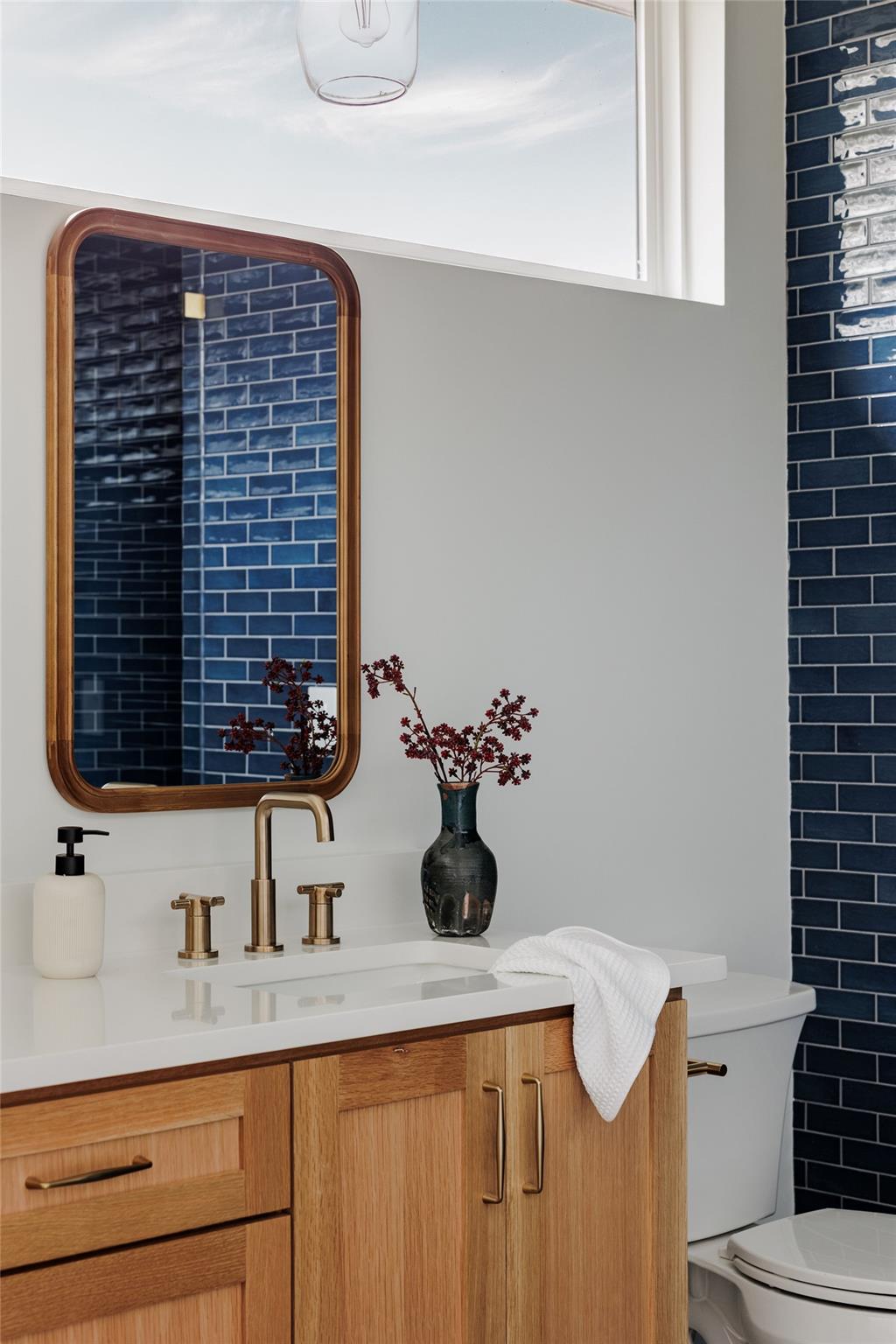 1180 Ridgeway Dr # 2, Austin, TX 78702