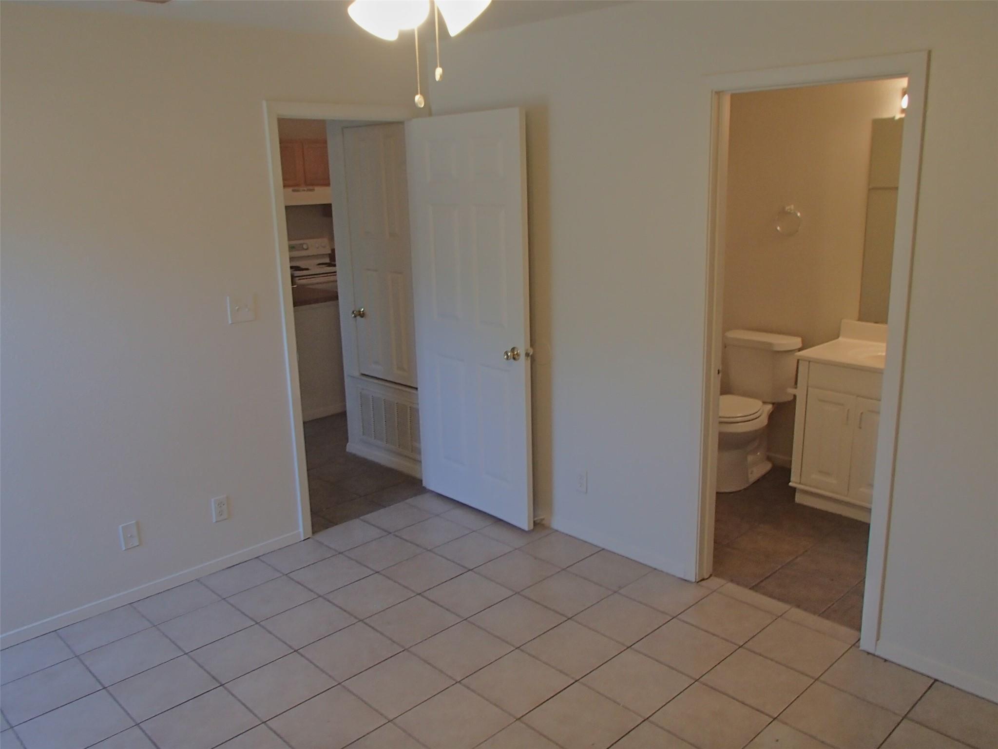 2202 KATY Ln # A, Georgetown, TX 78626