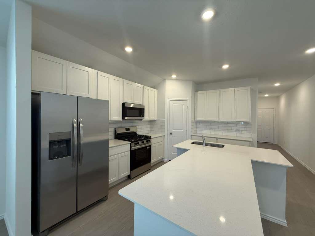 623 Sormonne Loop, Kyle, TX 78640