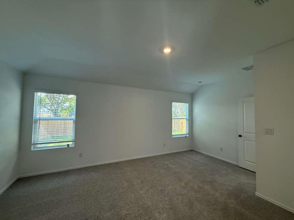 623 Sormonne Loop, Kyle, TX 78640