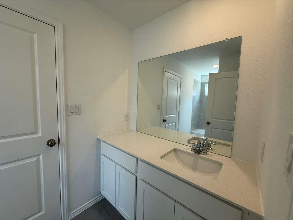 623 Sormonne Loop, Kyle, TX 78640