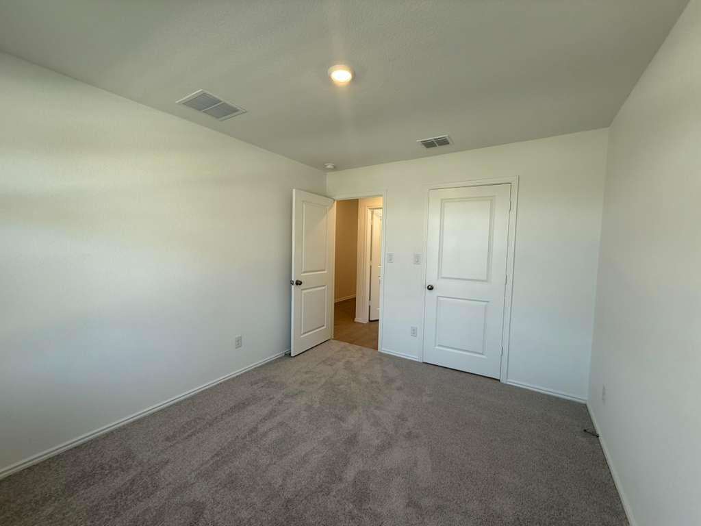 623 Sormonne Loop, Kyle, TX 78640