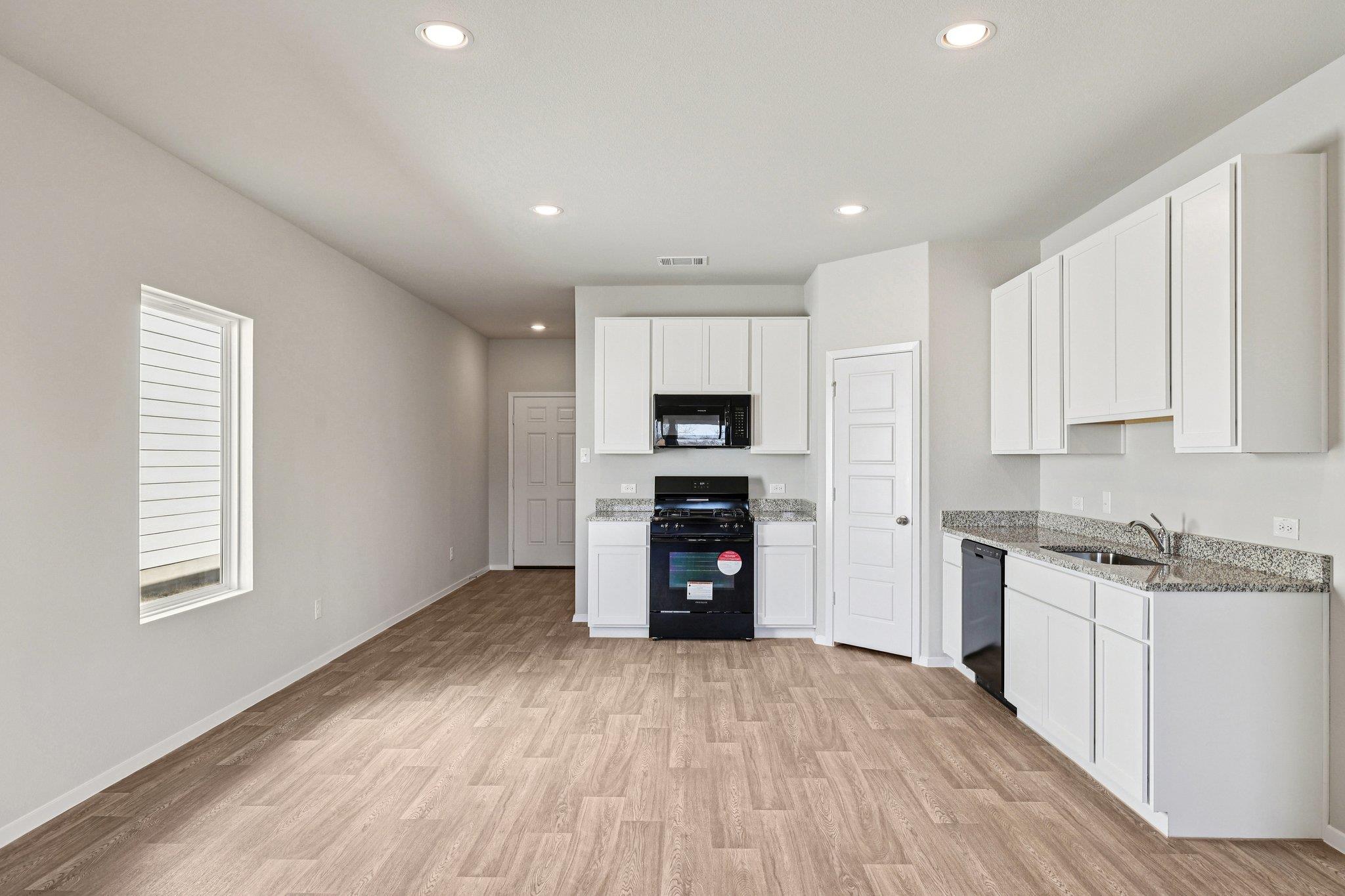 319 Haywood Manor, Maxwell, TX 78656