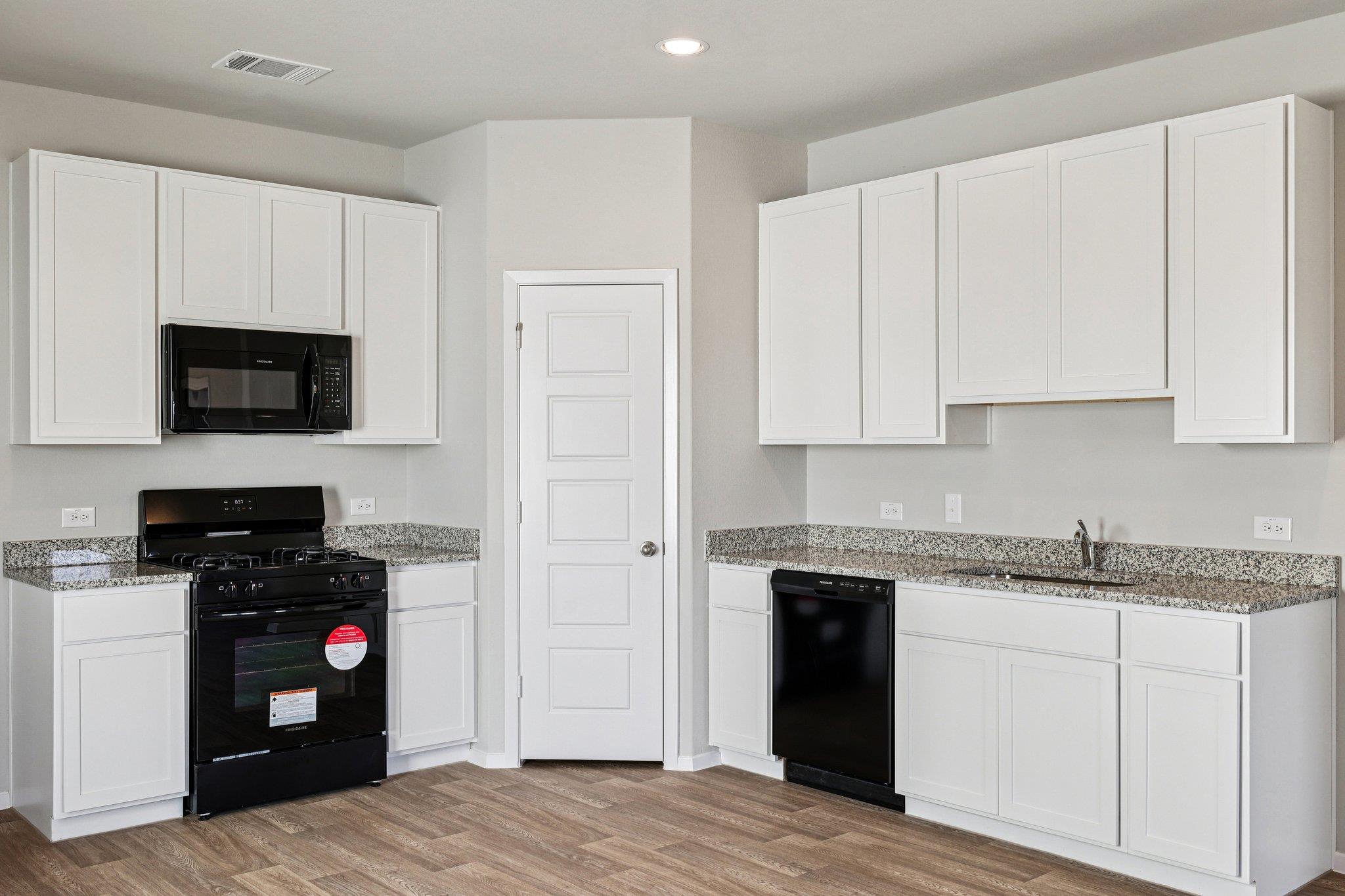 319 Haywood Manor, Maxwell, TX 78656