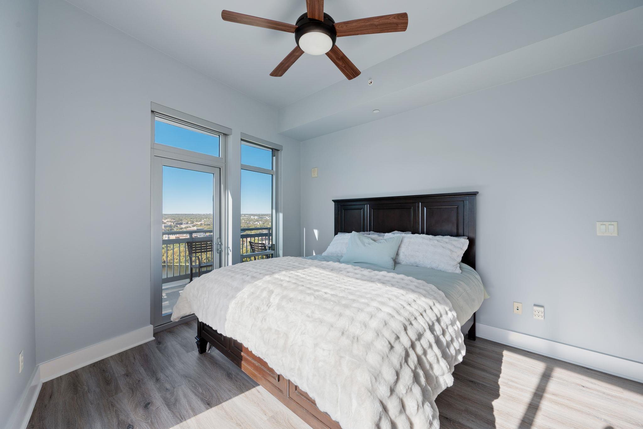 603 Davis St # 2009, Austin, TX 78701