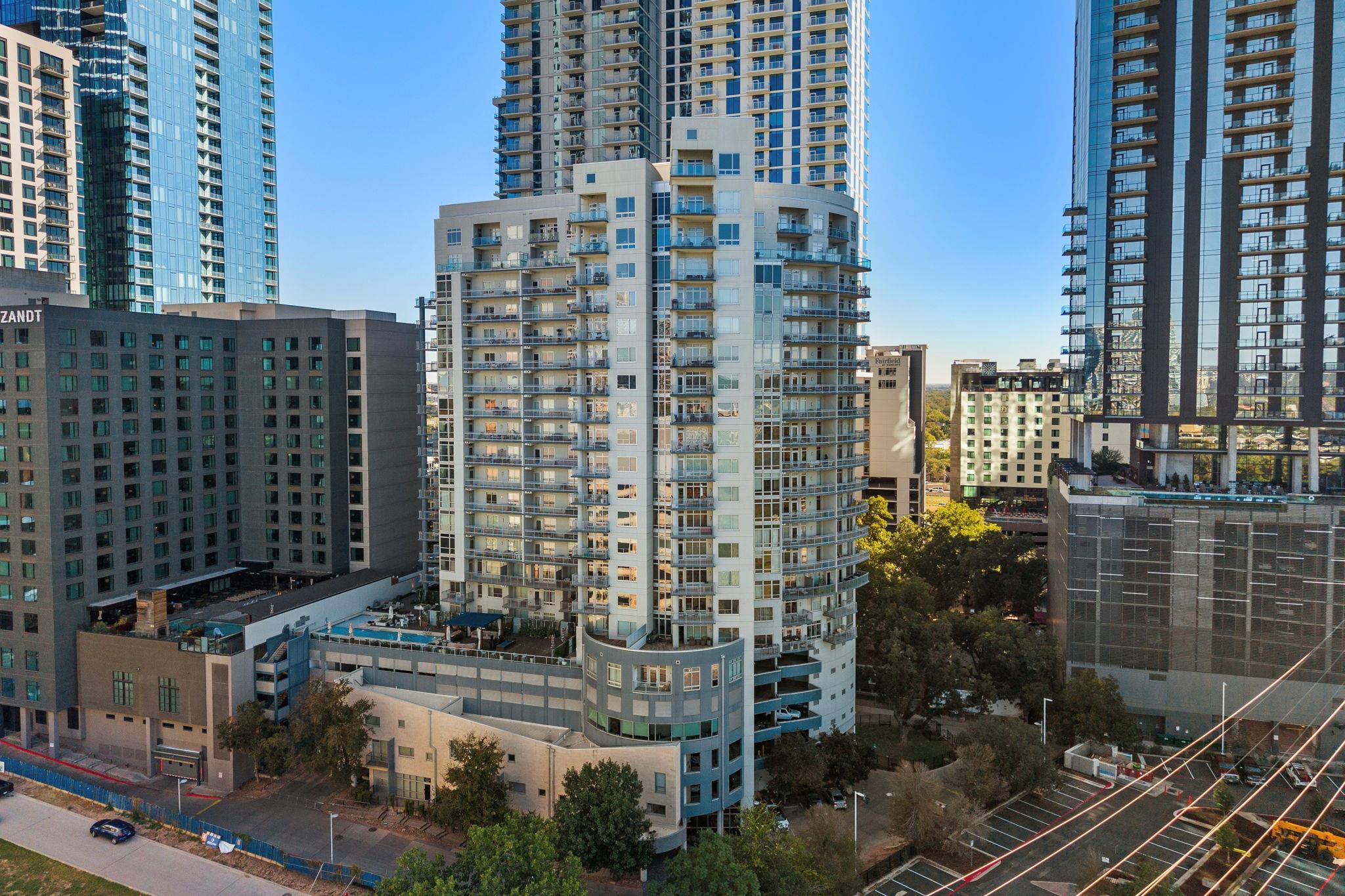 603 Davis St # 2009, Austin, TX 78701