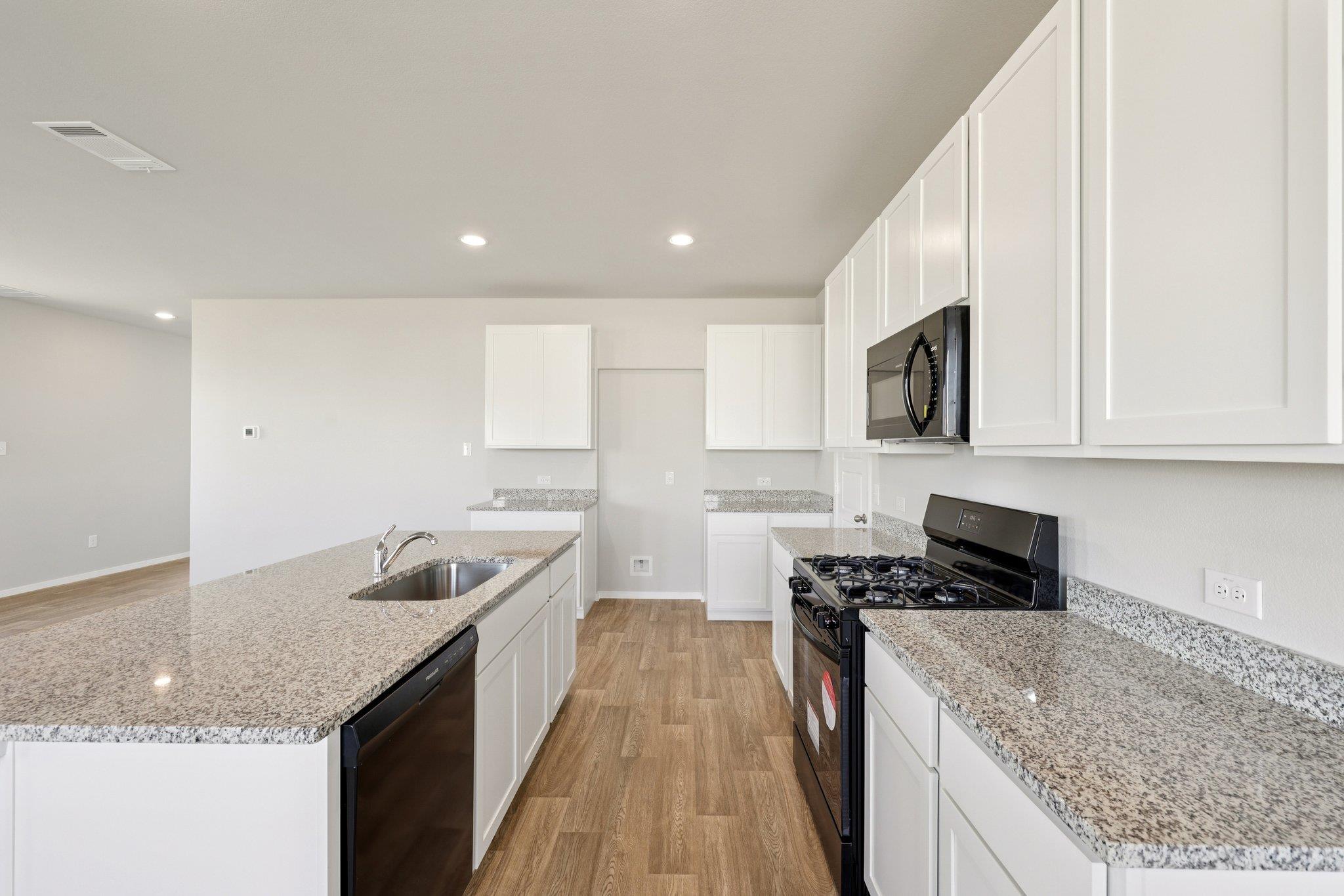 312 Jade St, Maxwell, TX 78656