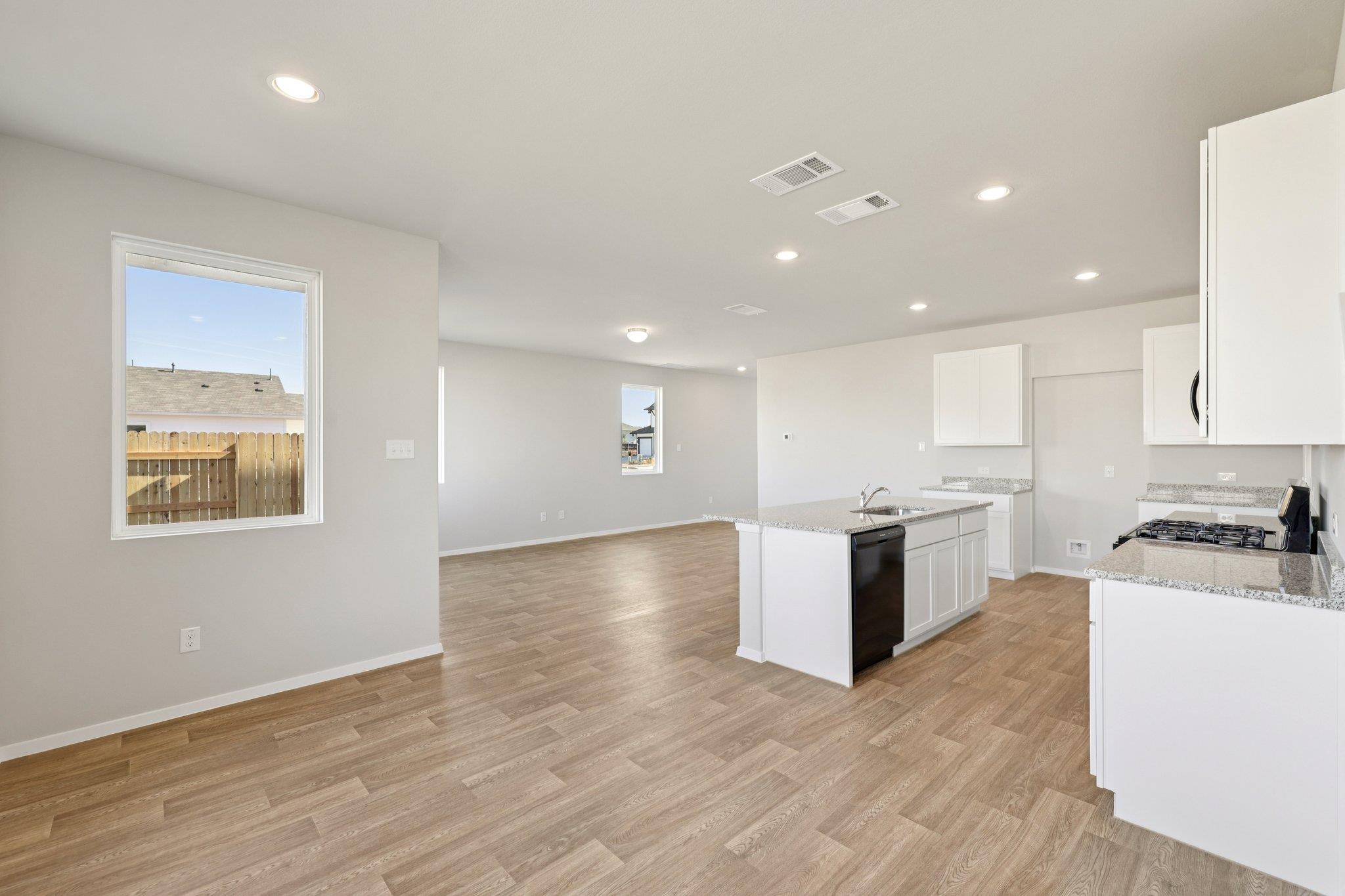 312 Jade St, Maxwell, TX 78656