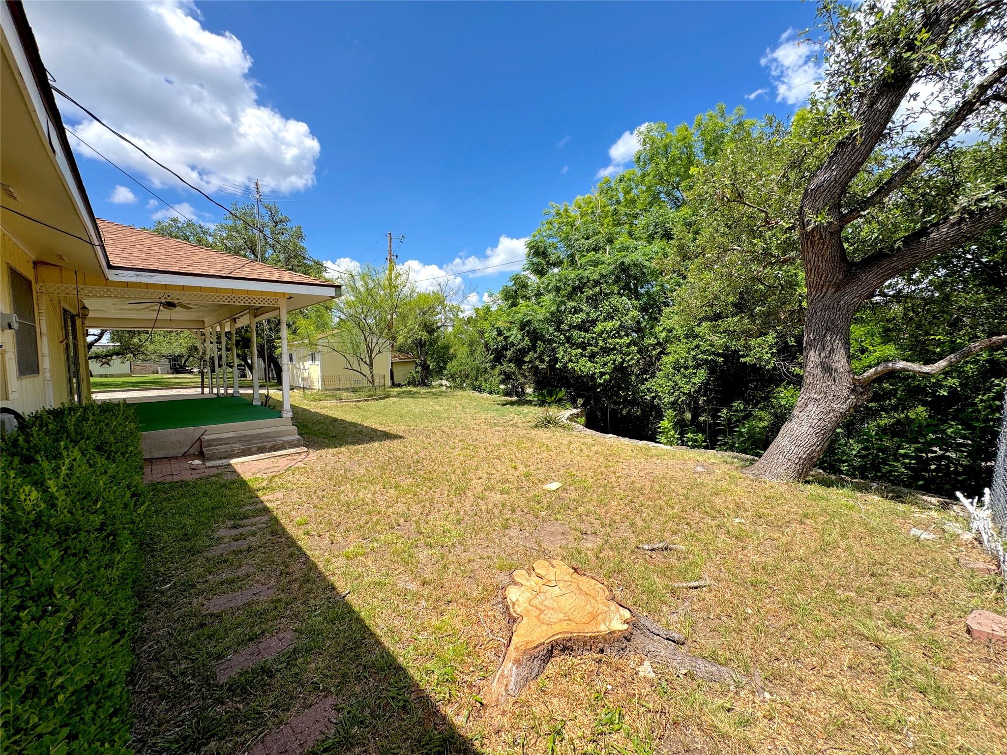 116 CRESTVIEW DR Dr, Canyon Lake, TX 78133