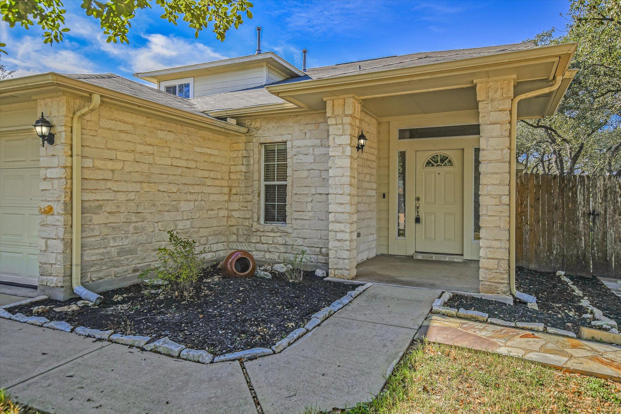 3462 Flowstone Ln, Round Rock, TX 78681