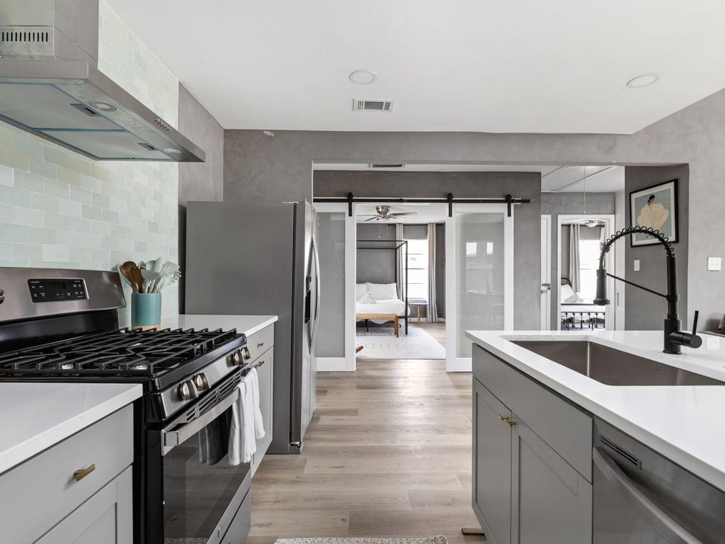 4911 Brighton Rd, Austin, TX 78745