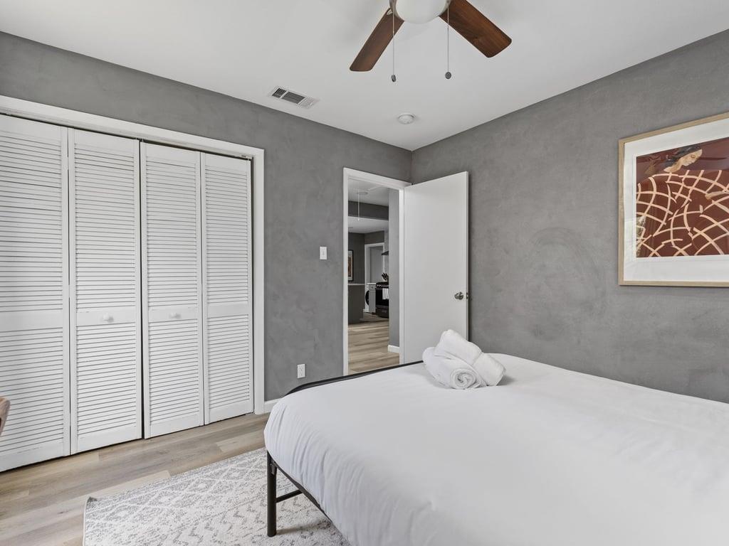 4911 Brighton Rd, Austin, TX 78745