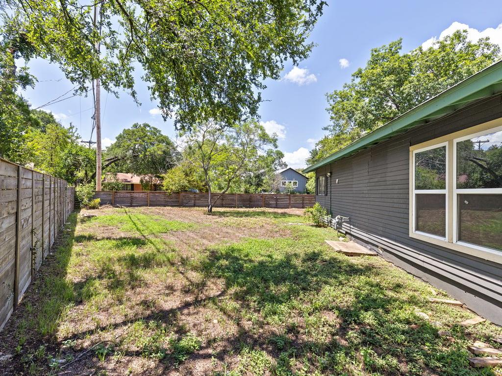 4911 Brighton Rd, Austin, TX 78745