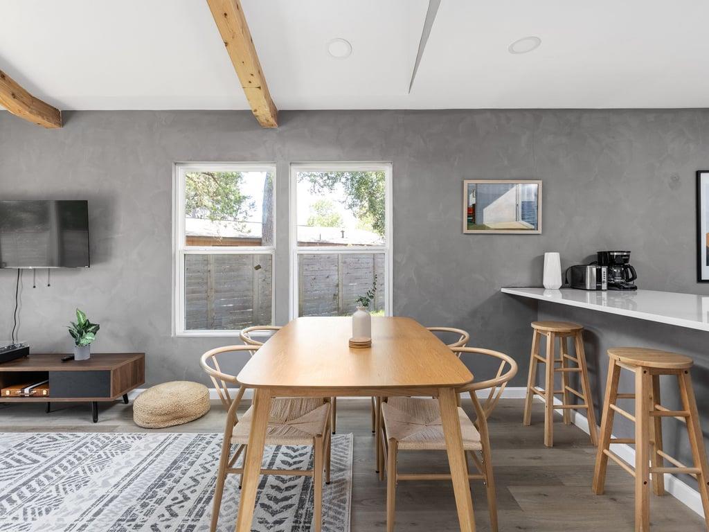 4911 Brighton Rd, Austin, TX 78745