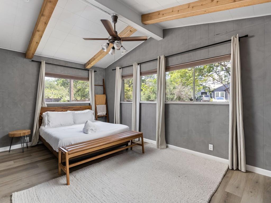 4911 Brighton Rd, Austin, TX 78745