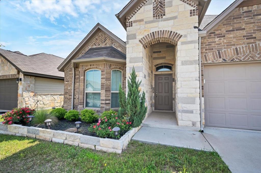 1909 Goldilocks Ln, Manchaca, TX 78652