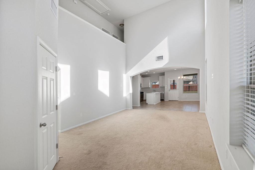 213 Mayney Ln, Leander, TX 78641