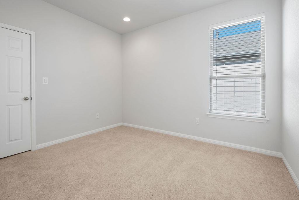 213 Mayney Ln, Leander, TX 78641