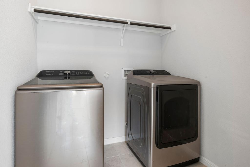 213 Mayney Ln, Leander, TX 78641