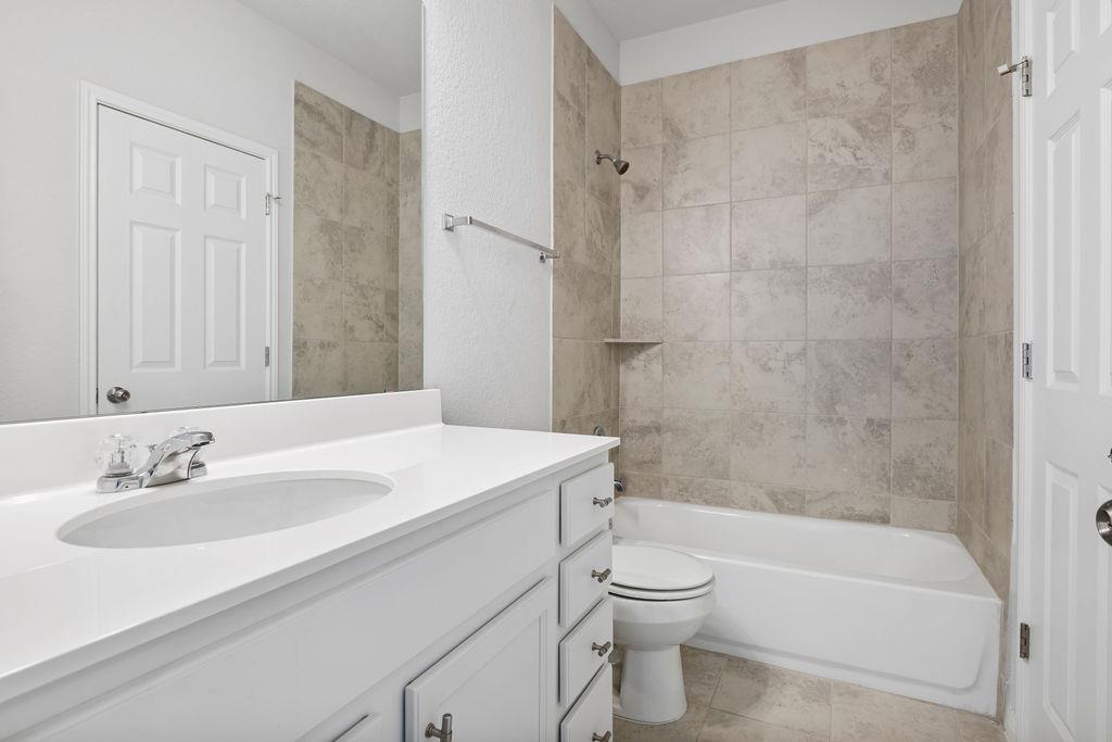 213 Mayney Ln, Leander, TX 78641