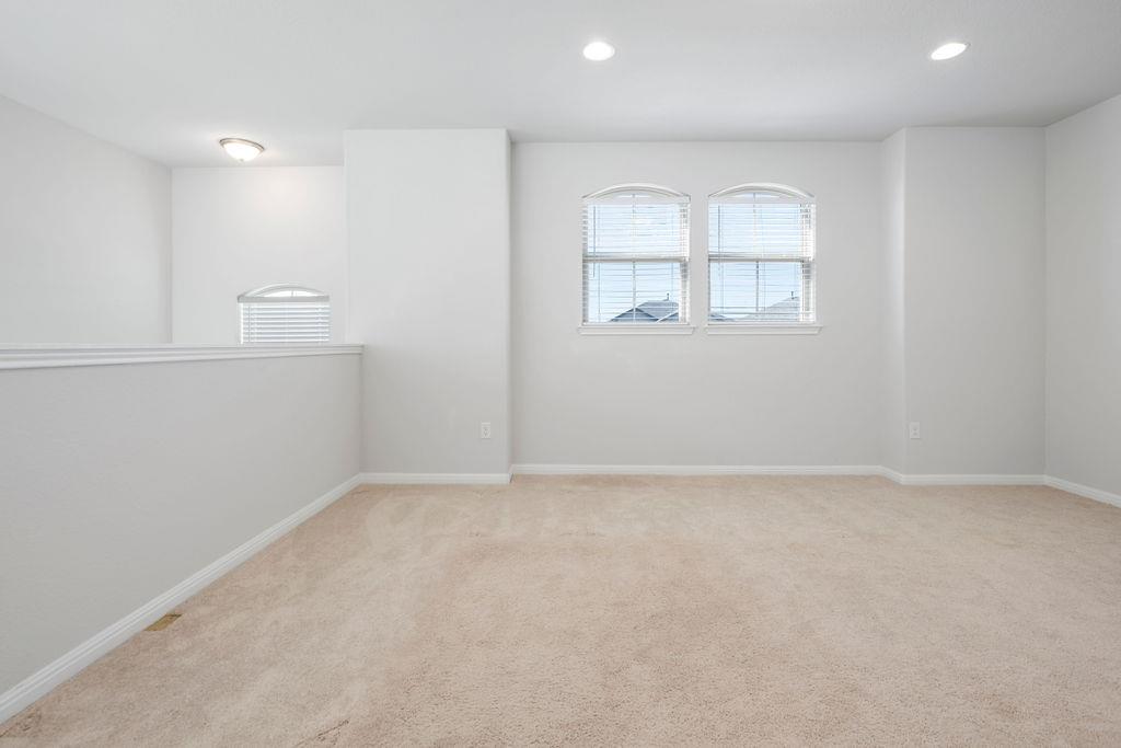 213 Mayney Ln, Leander, TX 78641