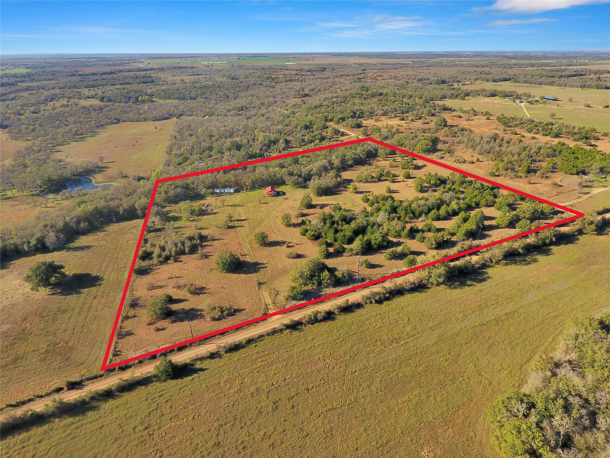 2146 County Road 418, Thorndale, TX 76577