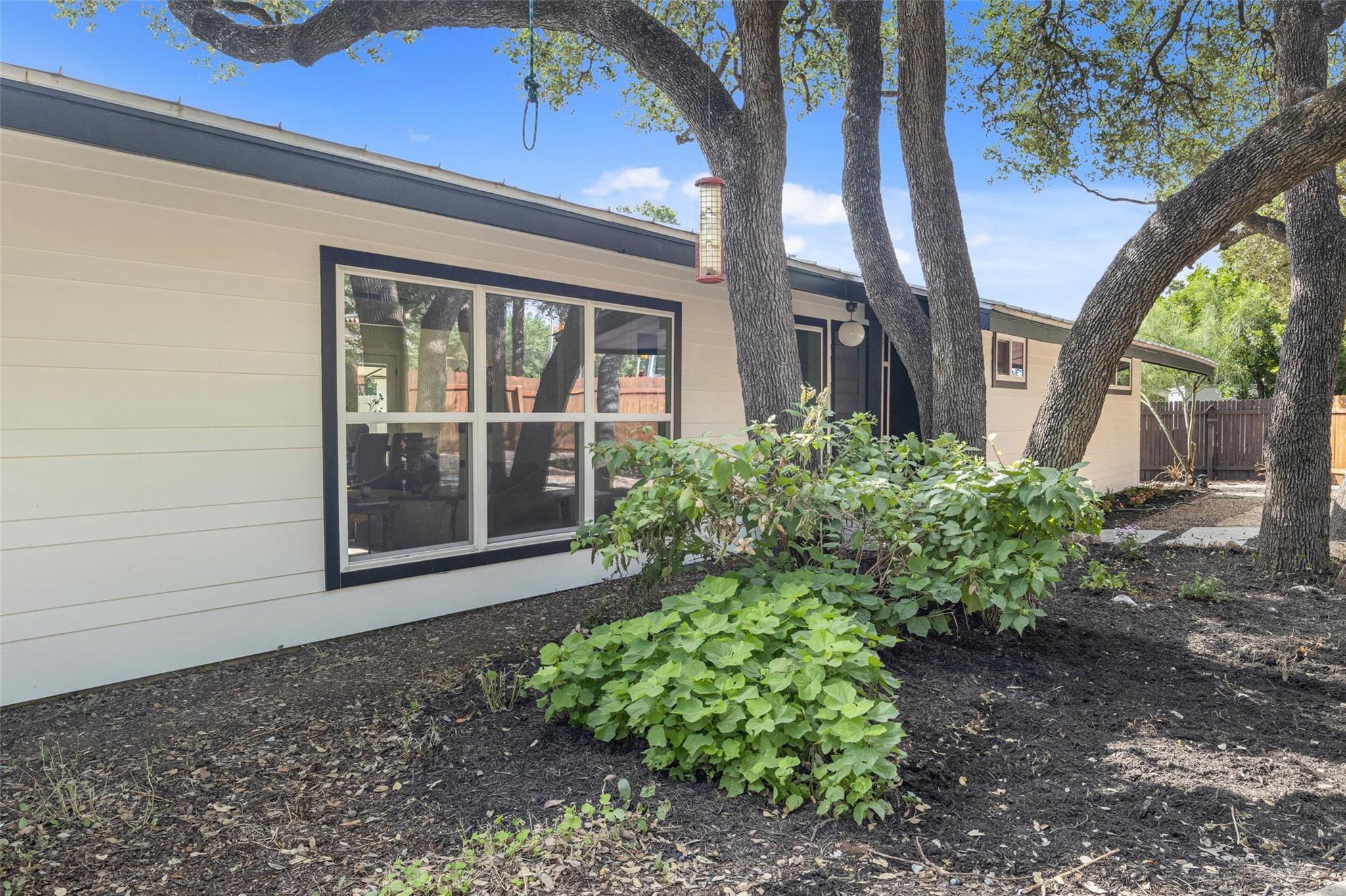 3500 Northland Dr, Austin, TX 78731