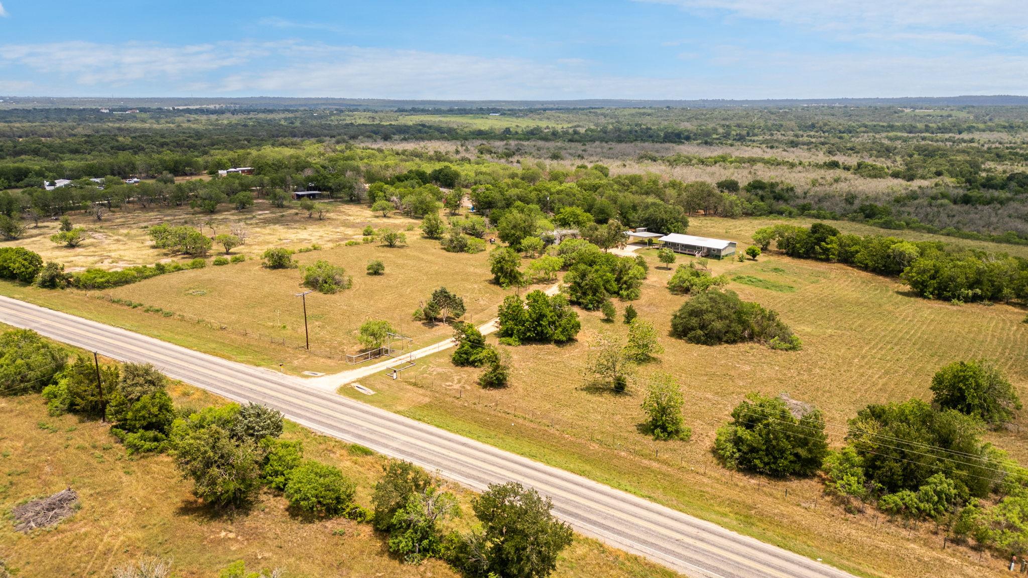 411 Fm 86 Highway, Red Rock, TX 78662