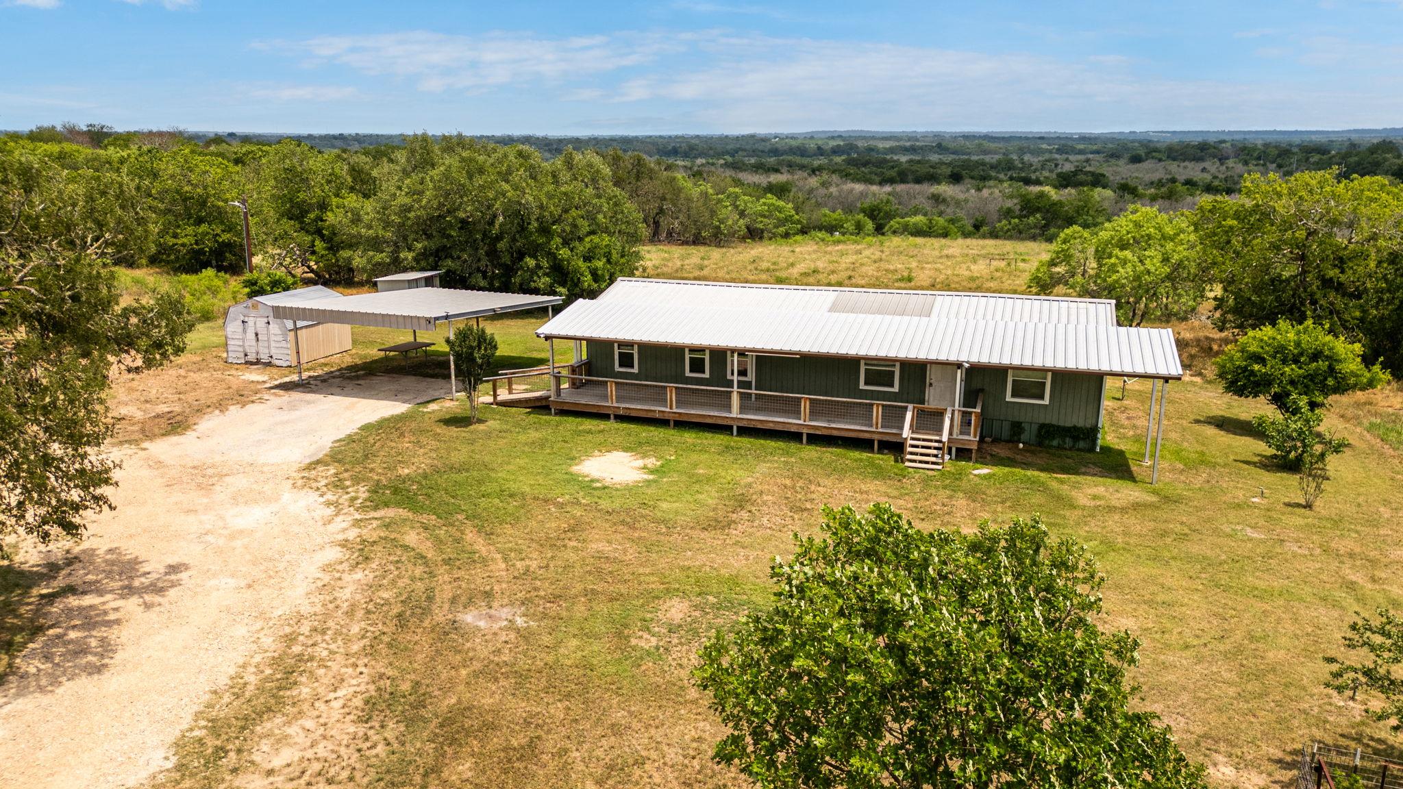 411 Fm 86 Highway, Red Rock, TX 78662