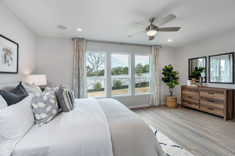 9624 Golden Lion Dr, Austin, TX 78744