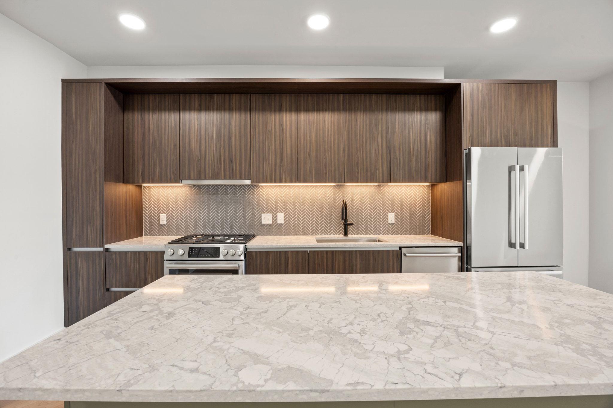 2209 S 1st St # 209, Austin, TX 78704