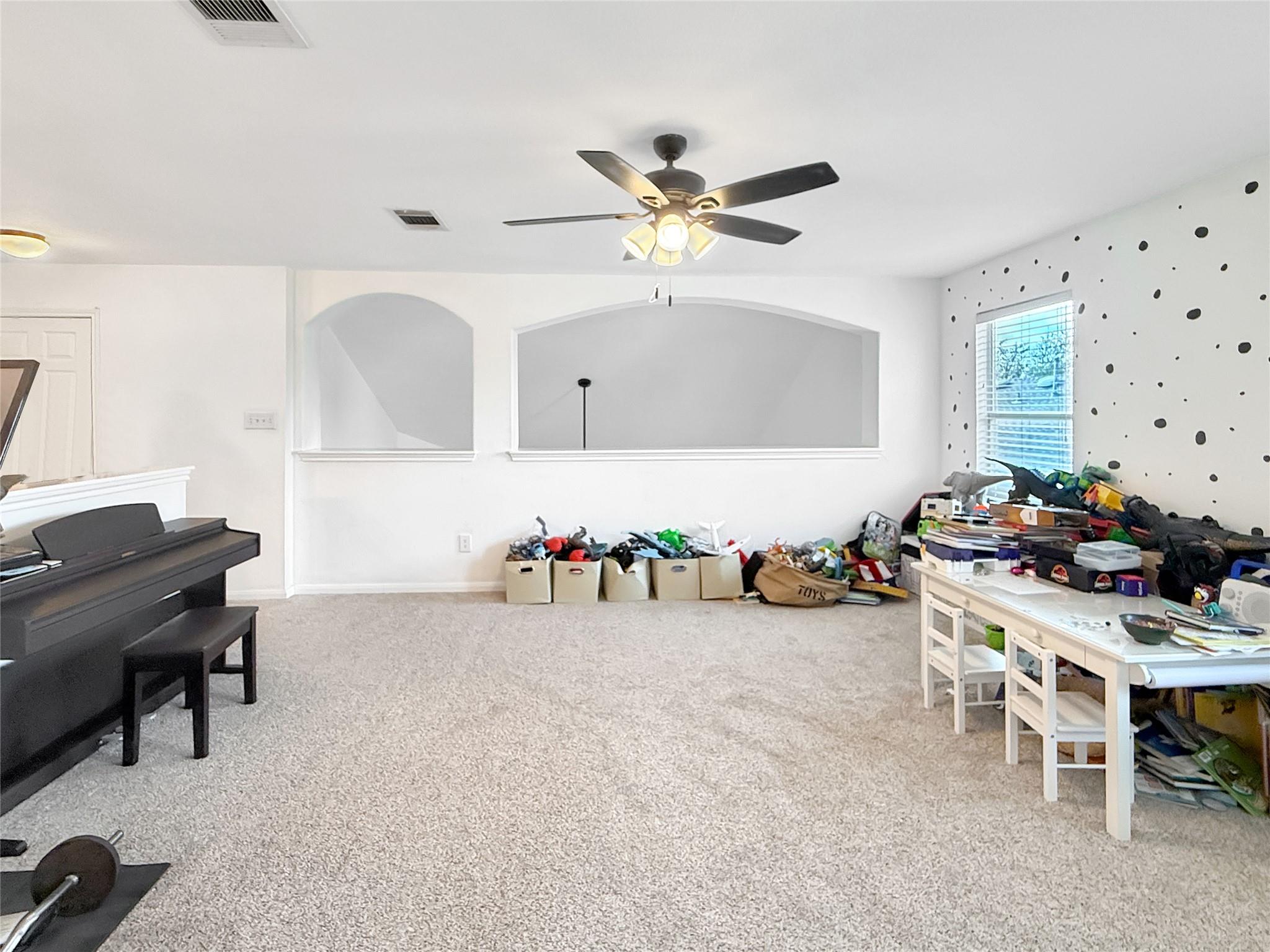 803 Meadow Bluff Ct, Round Rock, TX 78665