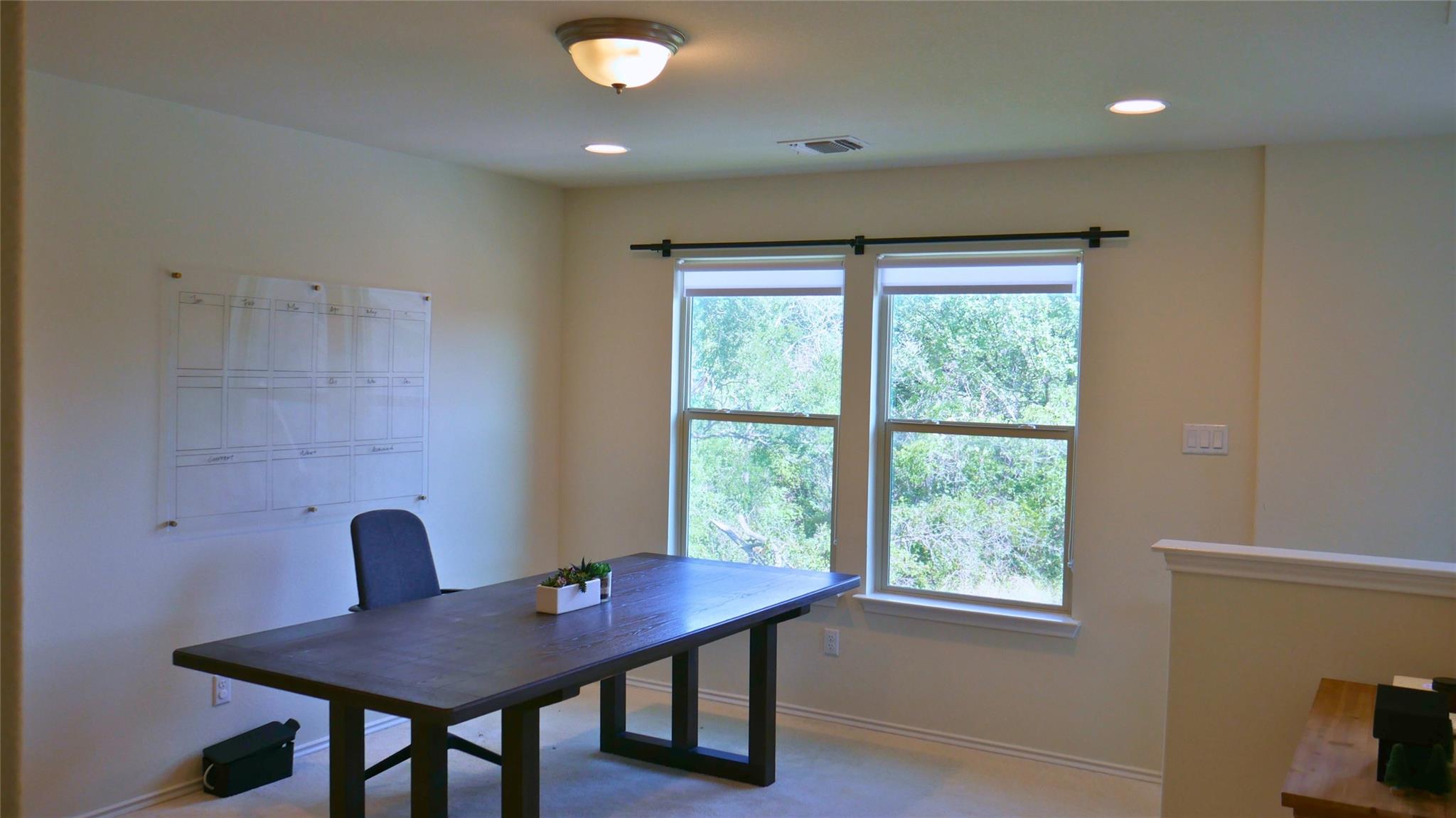 1050 Kenney Fort Xing # 16, Round Rock, TX 78665